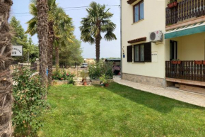 Gemütliche Ferienwohnung 1 Mit Schönem Garten